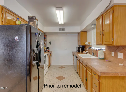Listing photo thumbnail