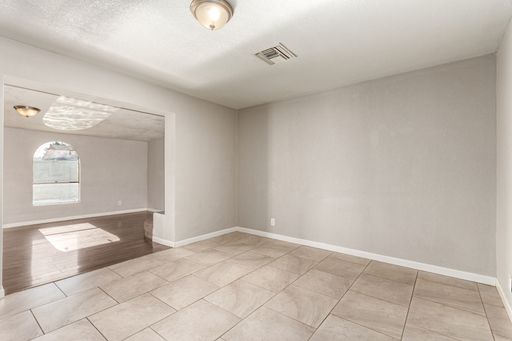 Listing photo thumbnail