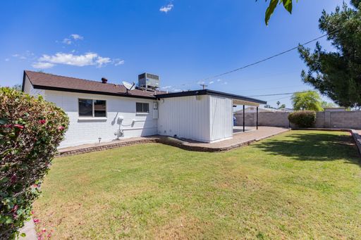 Listing photo thumbnail