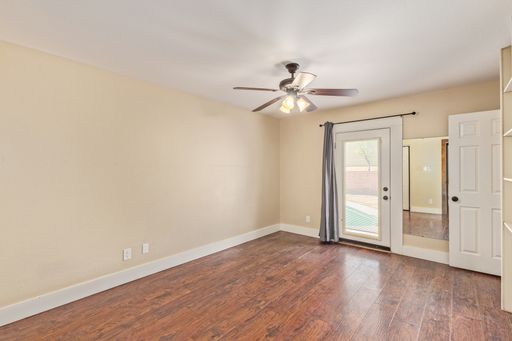 Listing photo thumbnail