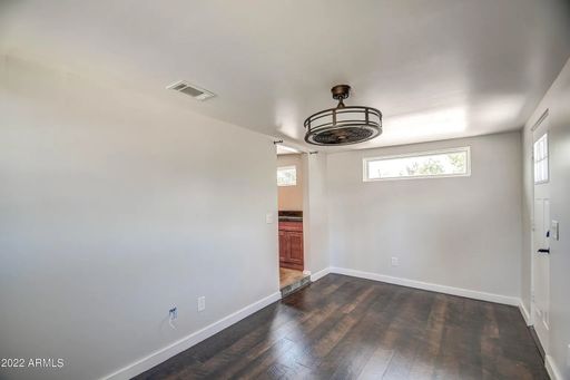 Listing photo thumbnail