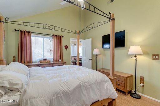 Listing photo thumbnail