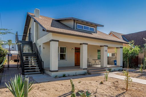 Listing photo thumbnail