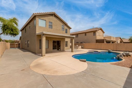 Listing photo thumbnail