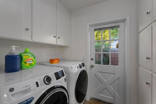 Listing photo thumbnail