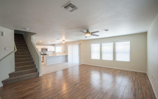 Listing photo thumbnail
