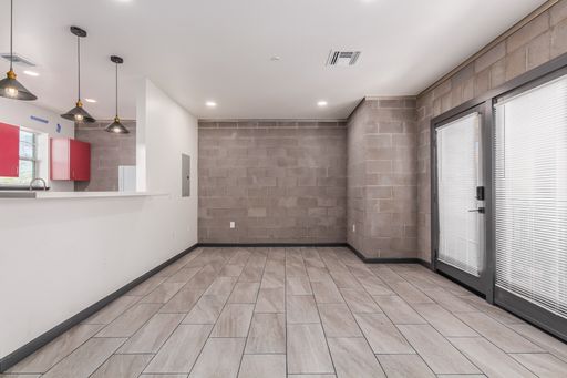 Listing photo thumbnail