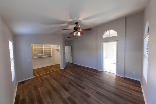 Listing photo thumbnail