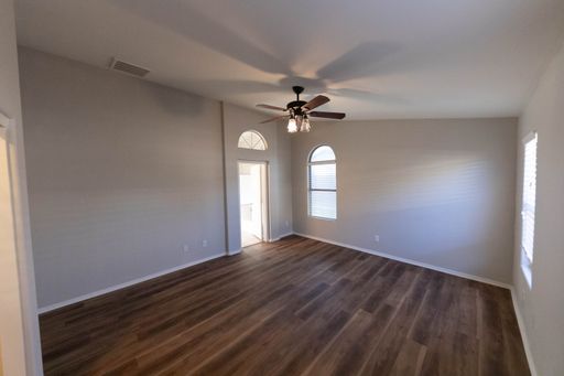 Listing photo thumbnail