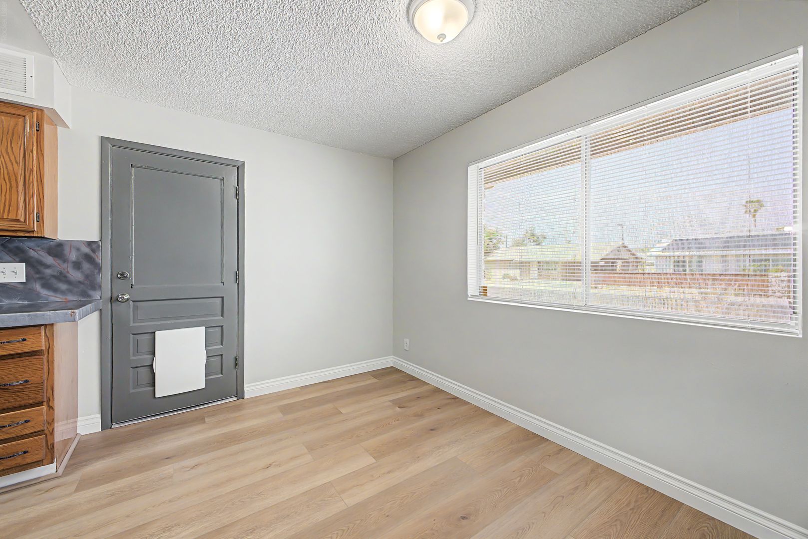 Listing photo