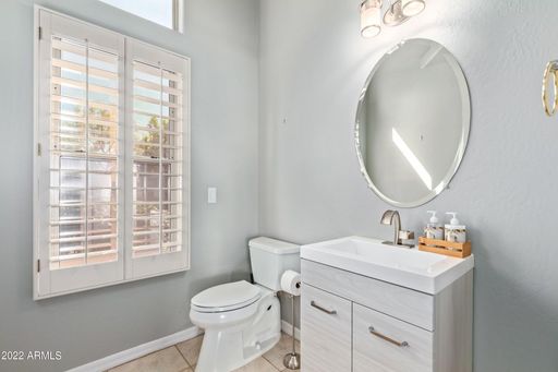 Listing photo thumbnail