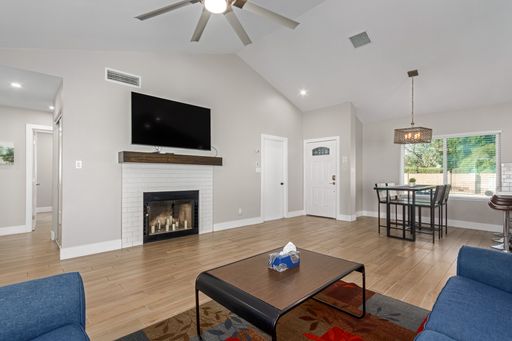 Listing photo thumbnail