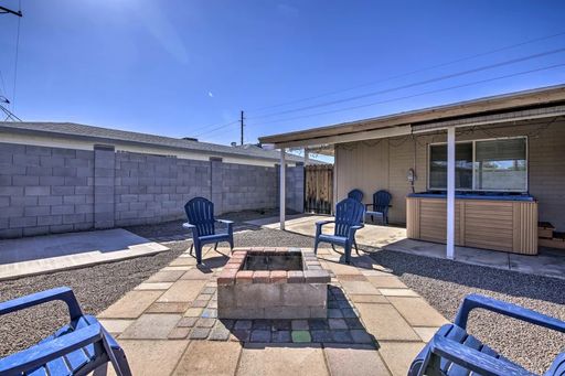 Listing photo thumbnail