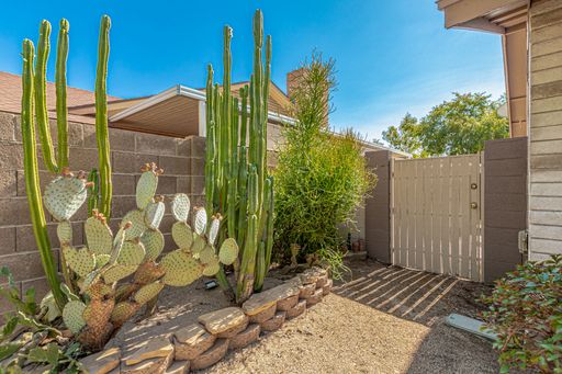 Listing photo thumbnail