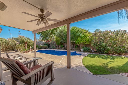 Listing photo thumbnail