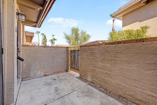 Listing photo thumbnail