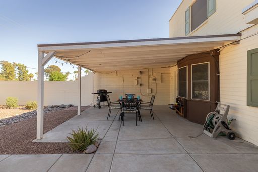 Listing photo thumbnail