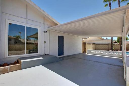 Listing photo thumbnail