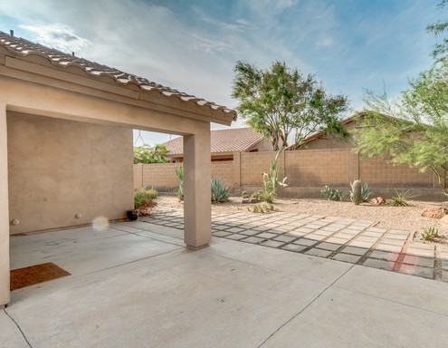 Listing photo thumbnail