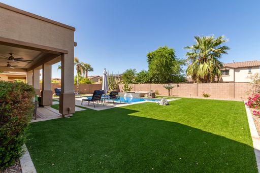 Listing photo thumbnail