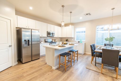 3725 E FLOWER ST, PHOENIX, AZ 85018
