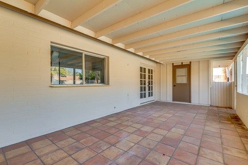 Listing photo thumbnail