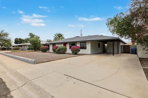Listing photo thumbnail