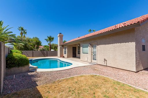 Listing photo thumbnail