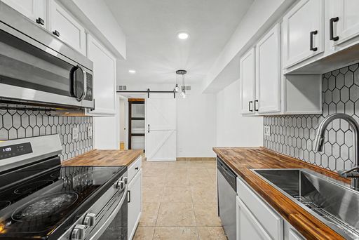 Listing photo thumbnail