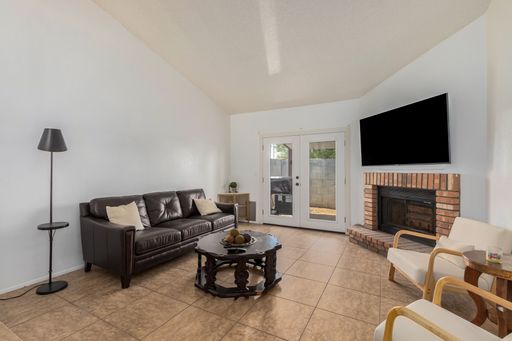 Listing photo thumbnail