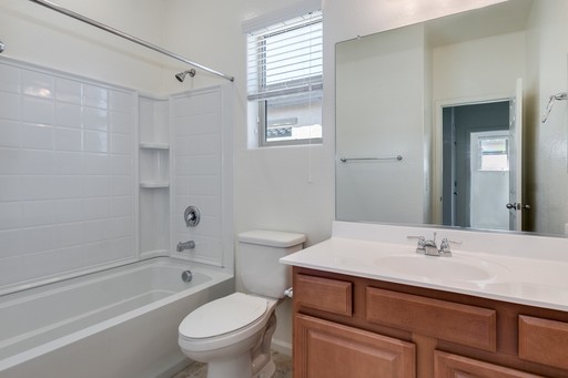 Listing photo thumbnail