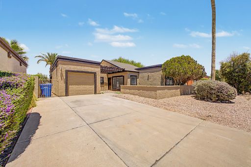 4208 W Villa Maria Dr, Glendale, AZ 85308