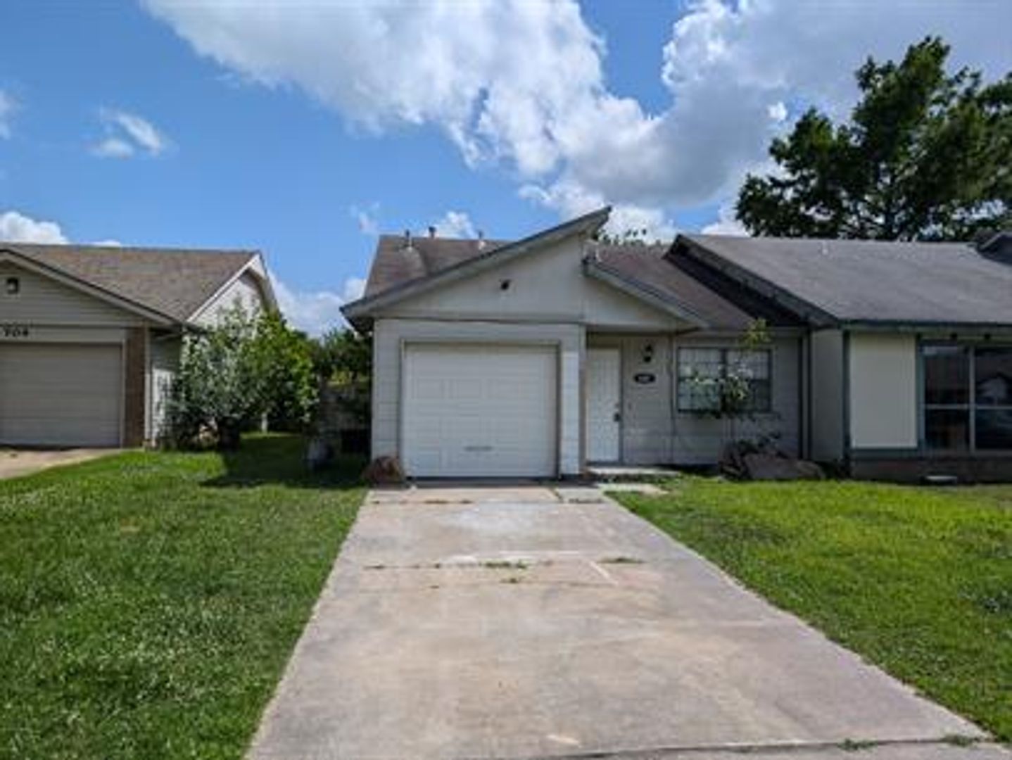 Glenpool Townhome: 688 East 142nd Street