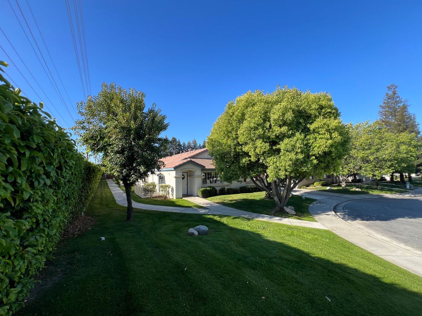 Bakersfield Apartment: 8101 Pebble Cove Court