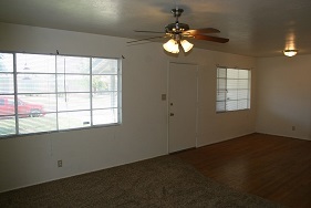 Bakersfield House: 3413 Elcia Dr