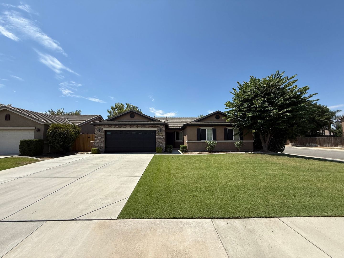 Bakersfield House: 12319 Maclure Drive