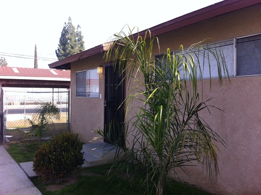 For Rent: 630 33rd St, #D, 93301 - Central – photo 1