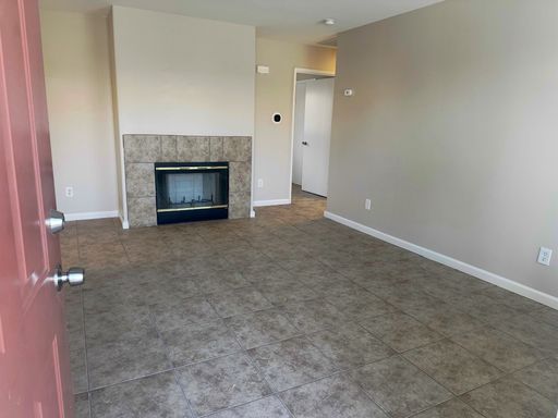 For Rent - 5213 South H Unit A, Bakersfield CA - $1495 Rent $1495 Deposit!! Apply Today. – photo 1