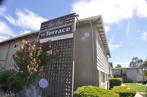 7150-7170 Fair Oaks Blvd Fourplex, in a gated community – photo 1