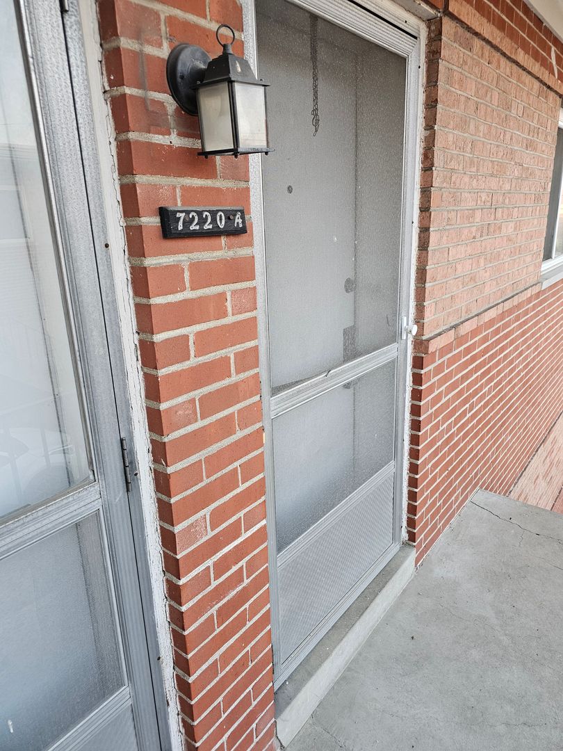 Maplewood Apartment: 7210-7220 Southwest Ave