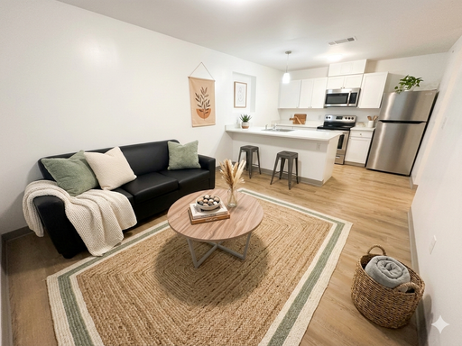 Modern 2-Bedroom with Granite Island Kitchen at The Outlook – photo 1