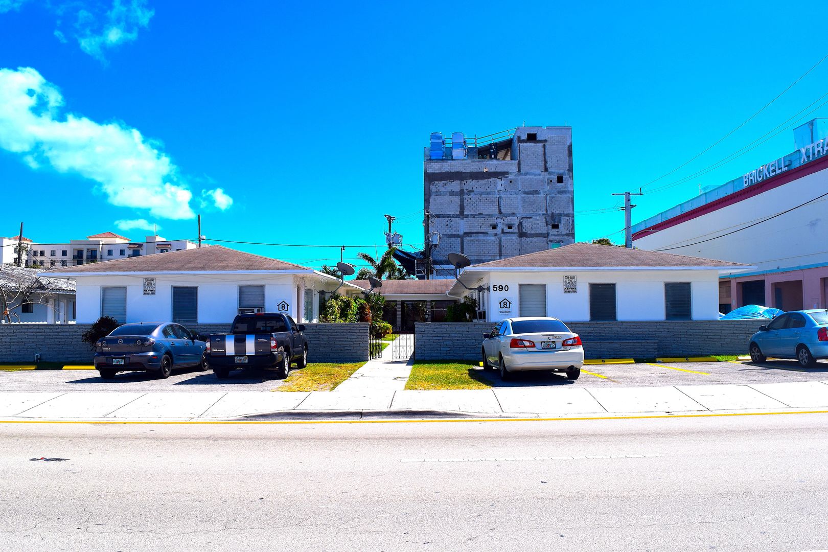 Miami Apartment: 590 SW 7 St.