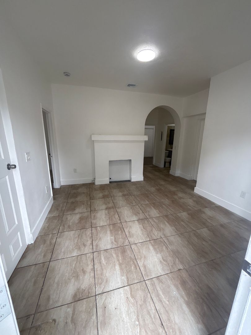 Miami Apartment: 1112 NW 5th St.