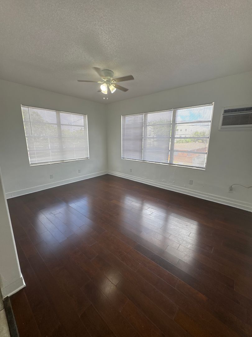 Miami Apartment: 1236 SW 7th St