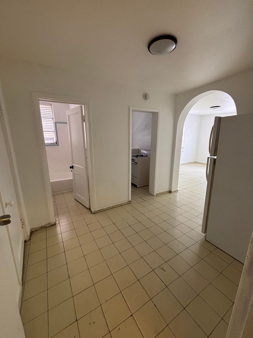 Miami Apartment: 1352 SW 7th ST