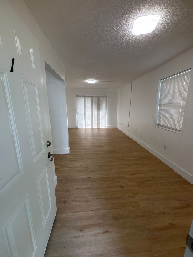 Miami Apartment: 1259 NW 4TH ST