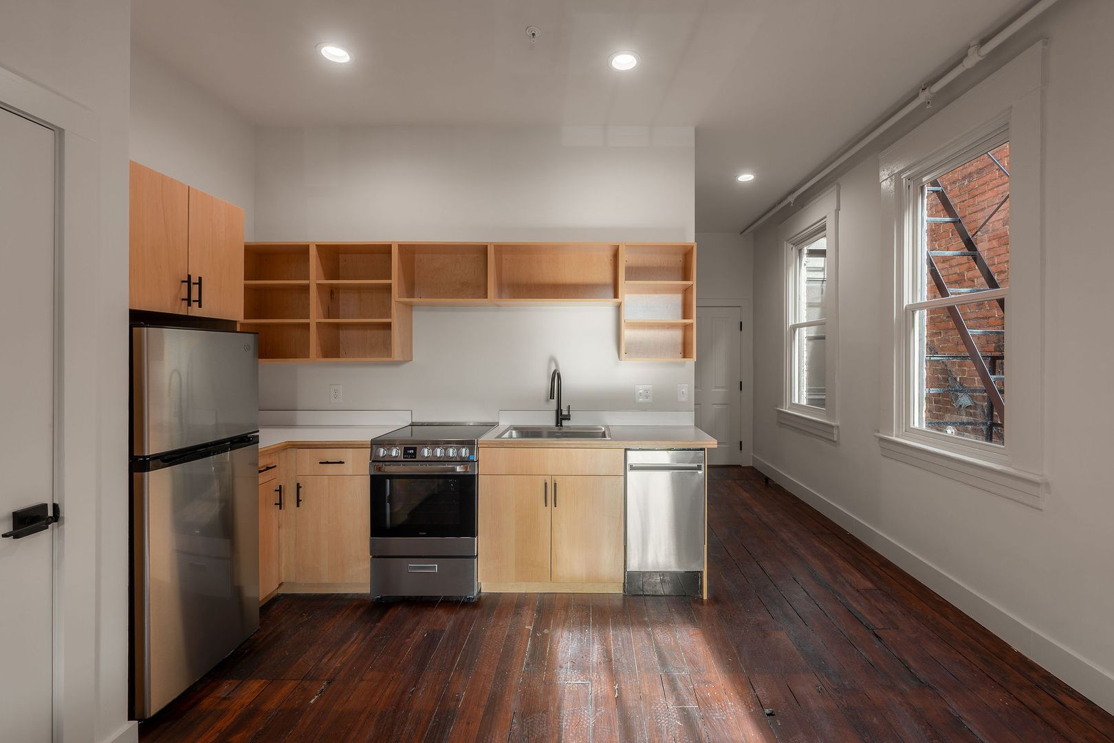 Cincinnati Apartment: 129-131 West Elder