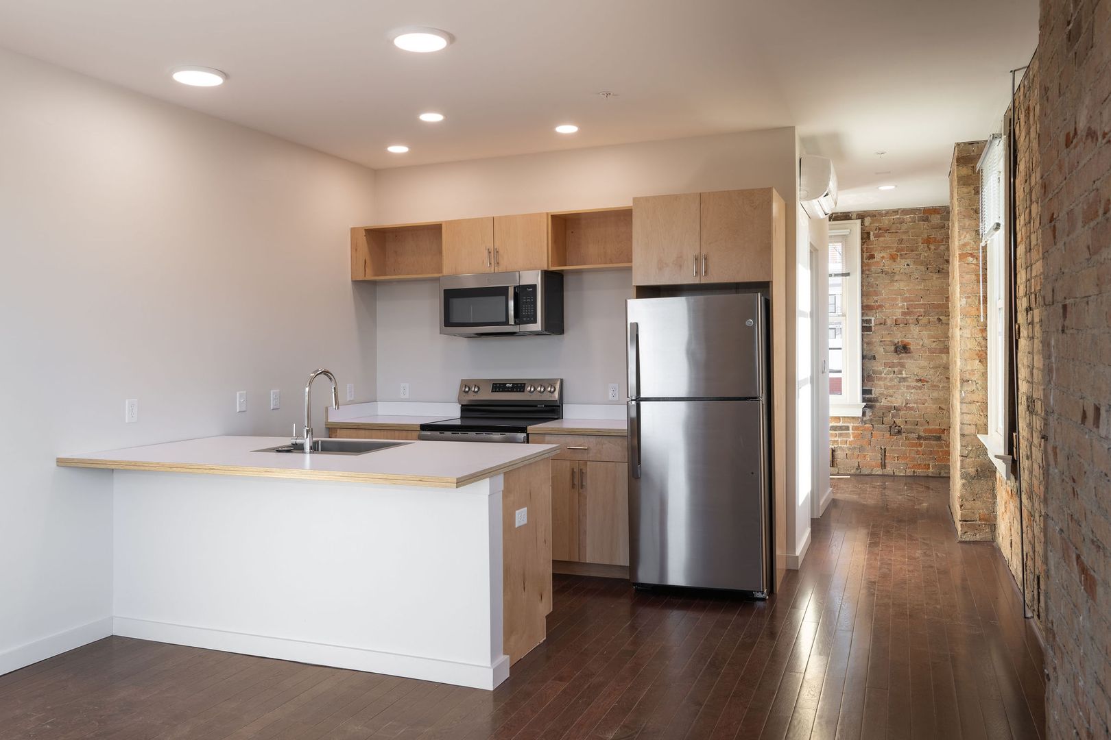 Cincinnati Apartment: 56 East McMicken