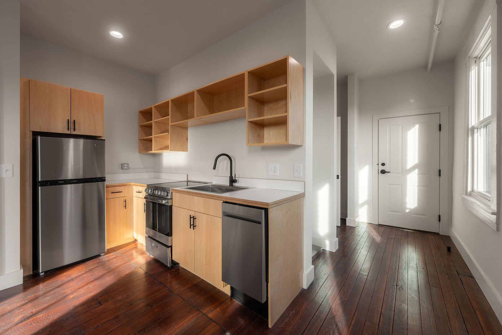 Cincinnati Apartment: 129-131 West Elder