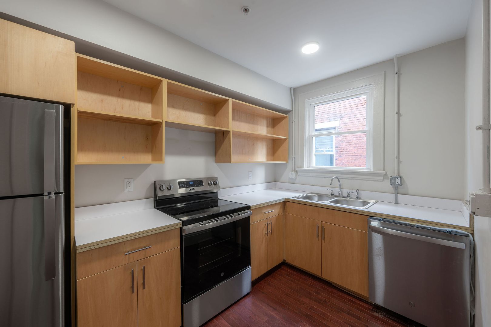 Cincinnati Apartment: 3604 Montgomery Road